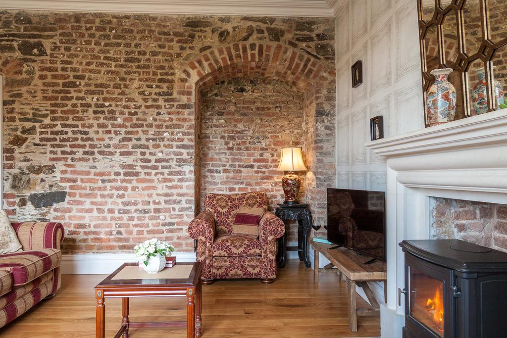 에니스코티 Wilton Castle 아파트 외부 사진